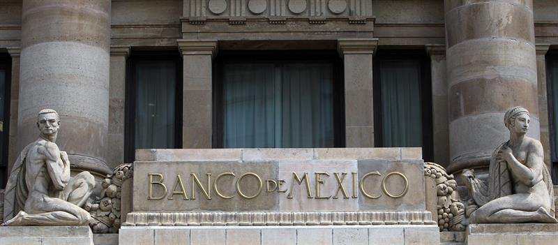 El Banco de MÃ©xico mantiene la tasa de interÃ©s en 7 %